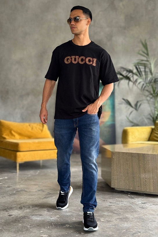 Брендовая оверсайз футболка Gucci чёрного цвета