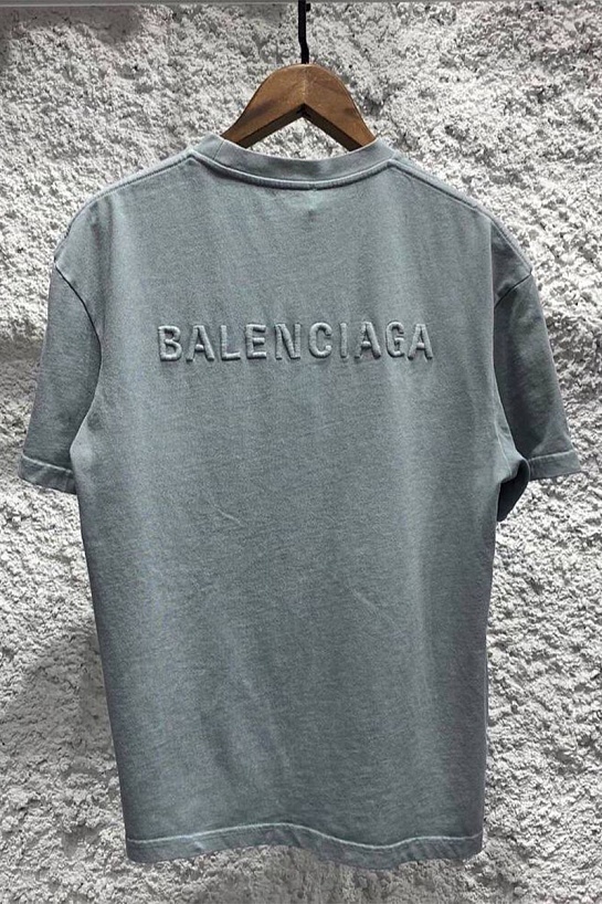 Светло-зелёная оверсайз футболка Balenciaga