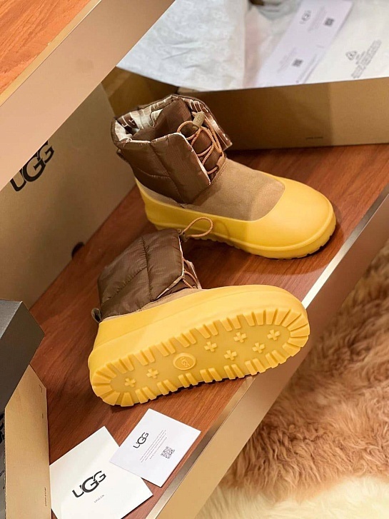 Женские замшевые ботинки UGG Classic Maxi Toggle Mini - Chestnut