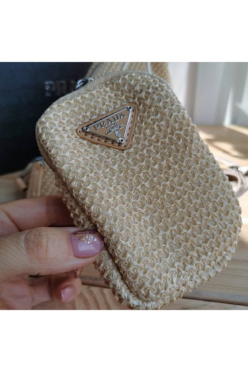 Сумка Prada Triangle Raffia 10.5x26x14 см   