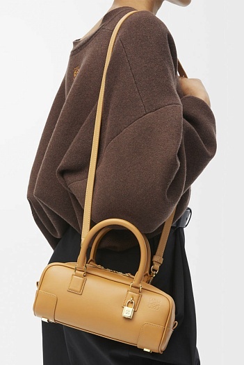 Кожаная сумка Loewe Amazona 24.5x13 см   