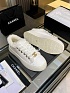 Женские кожаные кроссовки с мехом Chanel premium - White