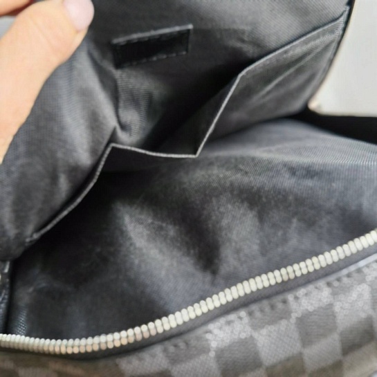 Кожаный рюкзак Louis Vuitton Avenue 41x30 см