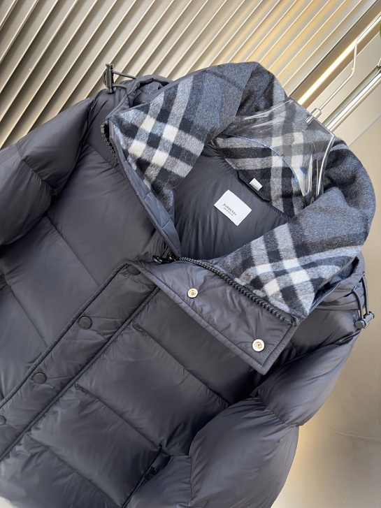 Мужской пуховик Burberry Halsby - Black