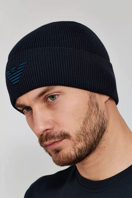 Шапка синего цвета Emporio Armani