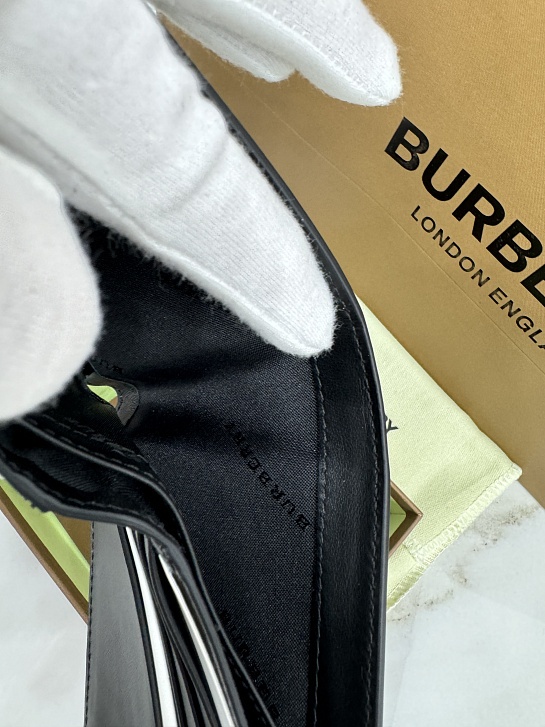 Кожаный кошелёк Burberry Premium 11x10 см