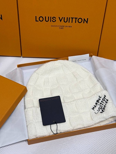 Шапка Louis Vuitton logo-embroidered - White   