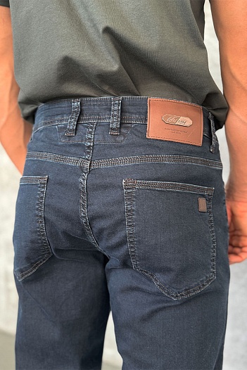 Мужские джинсы синего цвета Brioni regular fit   
