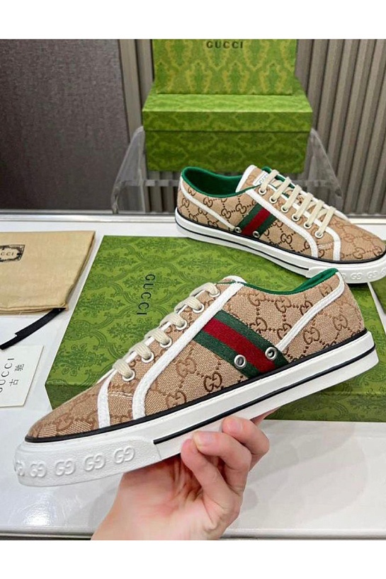 Мужские бежевые кроссовки Gucci GG Monogram