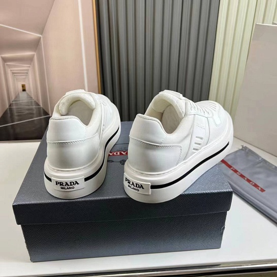 Мужские комбинированные кроссовки Prada