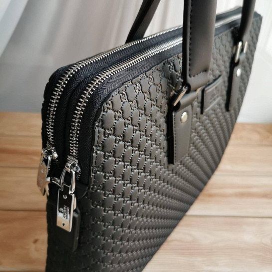 Кожаная сумка Gucci GG Supreme briefcase 38х28 см