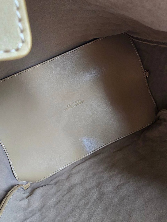 Замшевая сумка Bottega Veneta 35x24 см - Beige