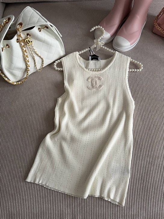 Женская майка белого цвета Chanel premium