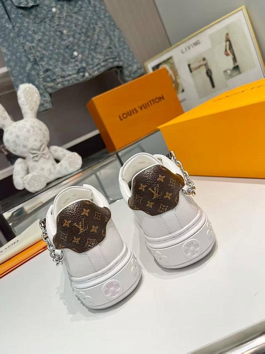Женские кожаные кроссовки Louis Vuitton Time Out - White
