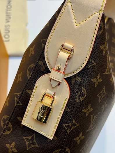 Кожаная сумка Louis Vuitton Slouchy MM Premium 40x29x11 см   