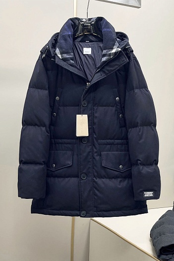 Мужской тёмно-синий пуховик Burberry logo-patch   