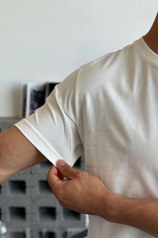 Мужская белая футболка Hugo Boss