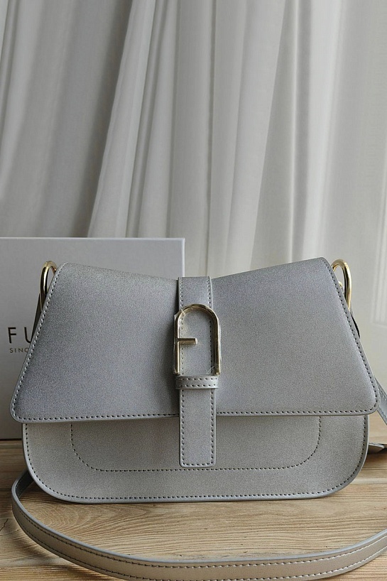 Кожаная сумка Furla Flow Mini 25x18 см