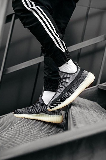 Кроссовки Adidas Yeezy Boost 350 V2 "Carbon"   