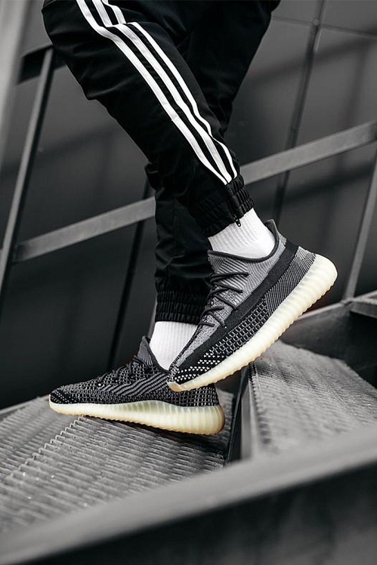 Кроссовки Adidas Yeezy Boost 350 V2 "Carbon"