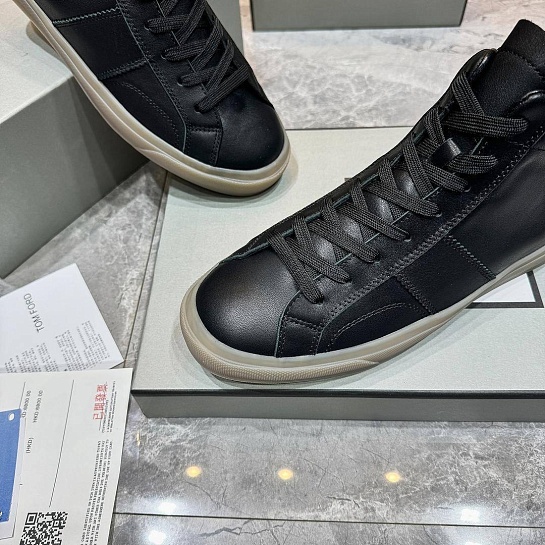 Кожаные кроссовки с мехом Tom Ford high-top - Black