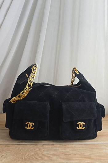 Замшевая сумка Chanel 31x20 см   