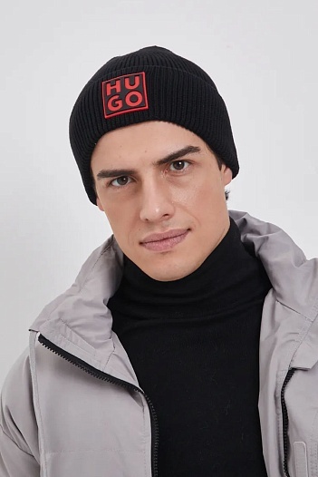 Шапка чёрного цвета Hugo Boss logo-patch   