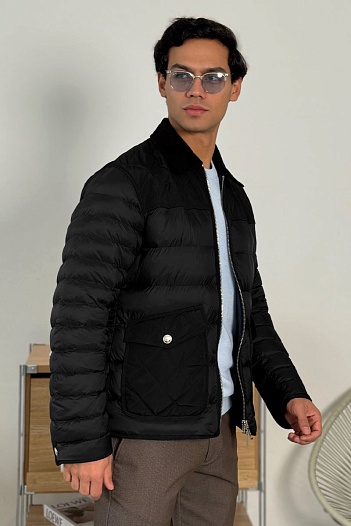 Чёрная пуховая куртка Burberry London England logo-patch   