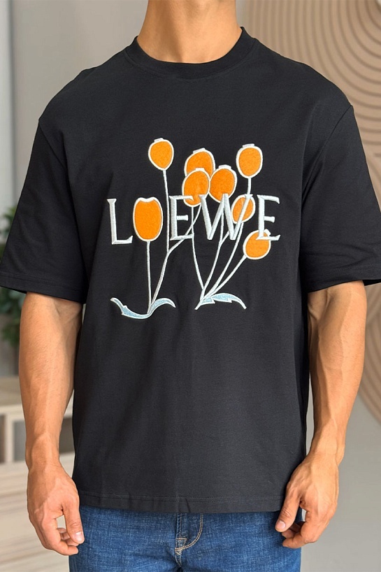 Чёрная оверсайз футболка Loewe