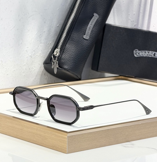 Солнцезащитные очки Chrome Hearts Stylida 