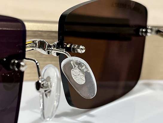 Солнцезащитные очки Chrome Hearts Deep