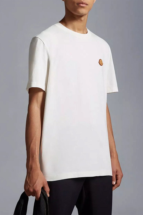 Мужская белая футболка Moncler logo-badge