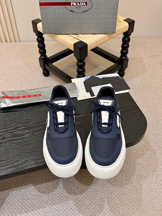 Комбинированные кроссовки Prada logo-plaque