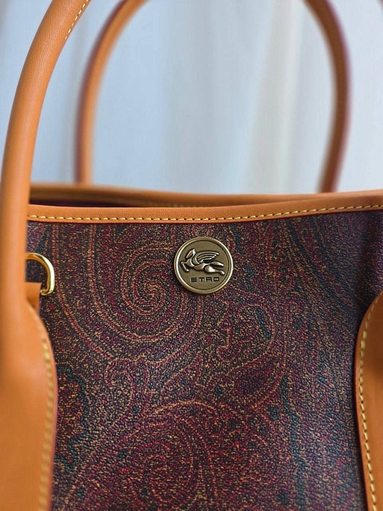 Кожаная сумка Etro с узором пейсли 37x28 см