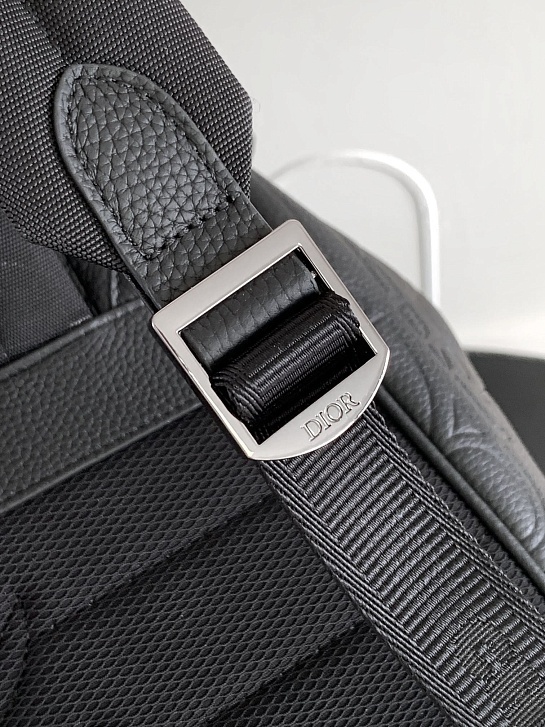 Кожаный рюкзак Dior Hit The Road Premium 43x43x18 см