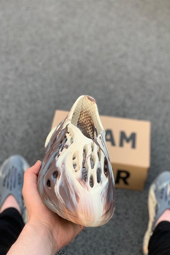 Кроссовки Adidas Yeezy Foam RNNR MX Cream Clay