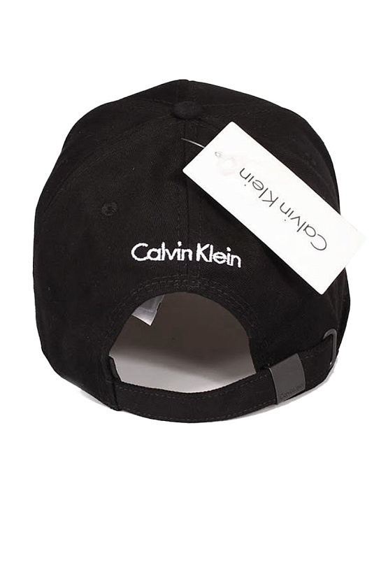 Чёрная брендовая бейсболка Calvin Klein