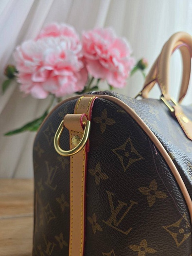 Кожаная сумка Louis Vuitton Speedy Bandouliere 30x20 см   