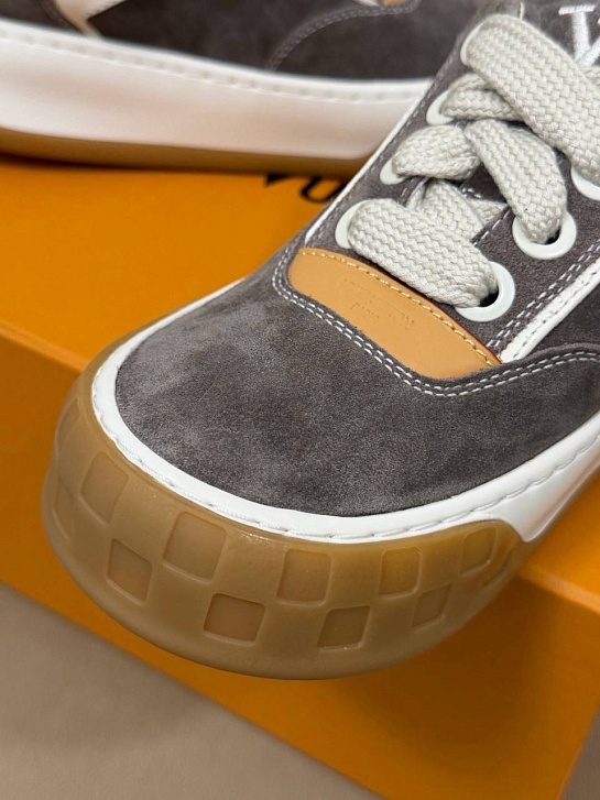 Женские кроссовки Louis Vuitton Tilted premium