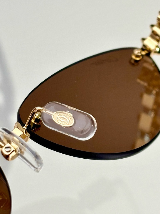 Солнцезащитные очки Cartier