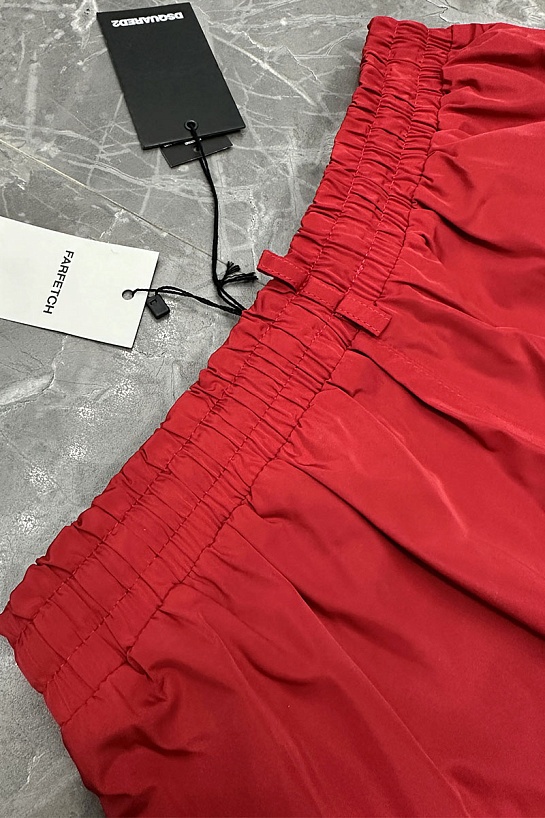 Мужские красные шорты Dsquared2