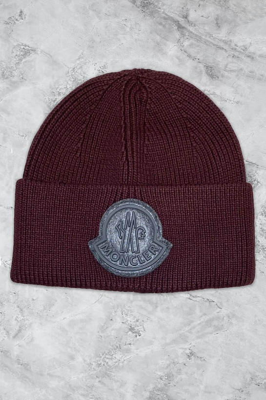 Мужская шапка бордового цвета Moncler logo-patch