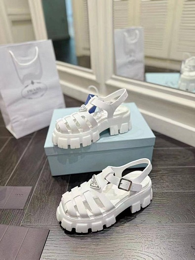 Женские кожаные сандалии Prada Monolith Fisherman - White   