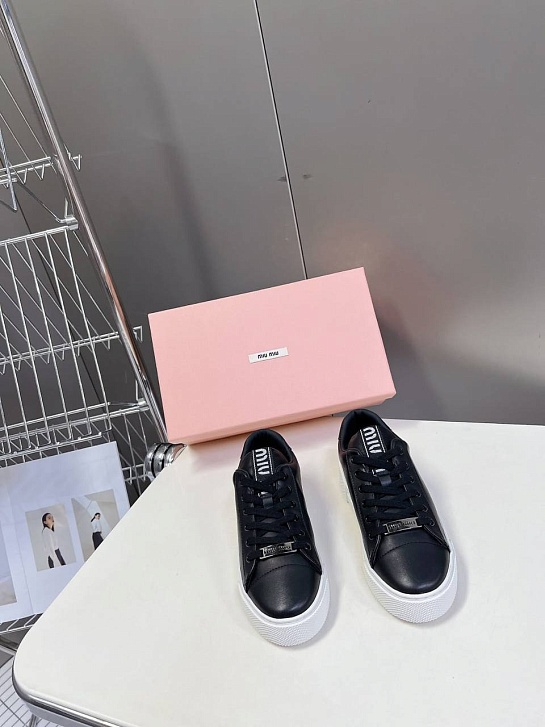 Женские чёрные кроссовки MIU MIU