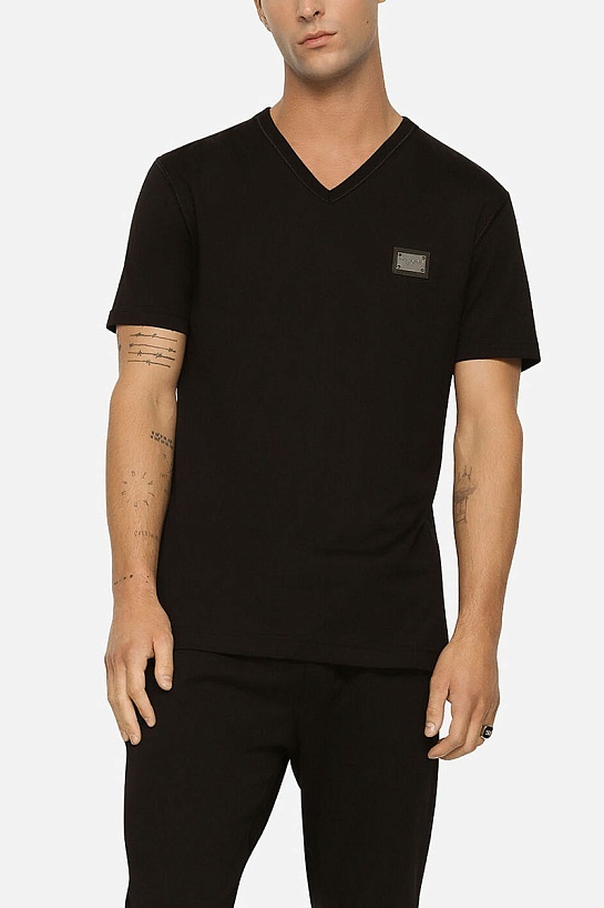Футболка чёрного цвета Dolce & Gabbana V-neck