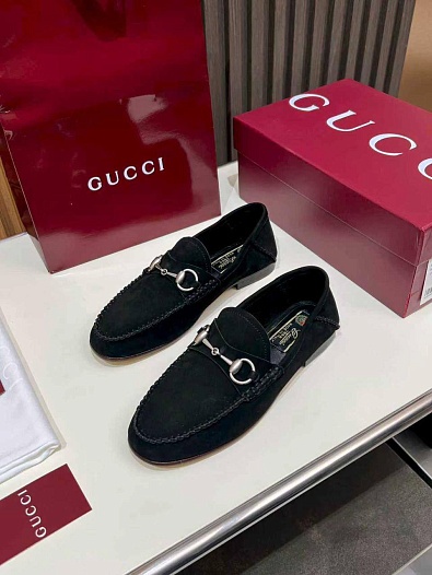 Женские замшевые лоферы Gucci GG premium   