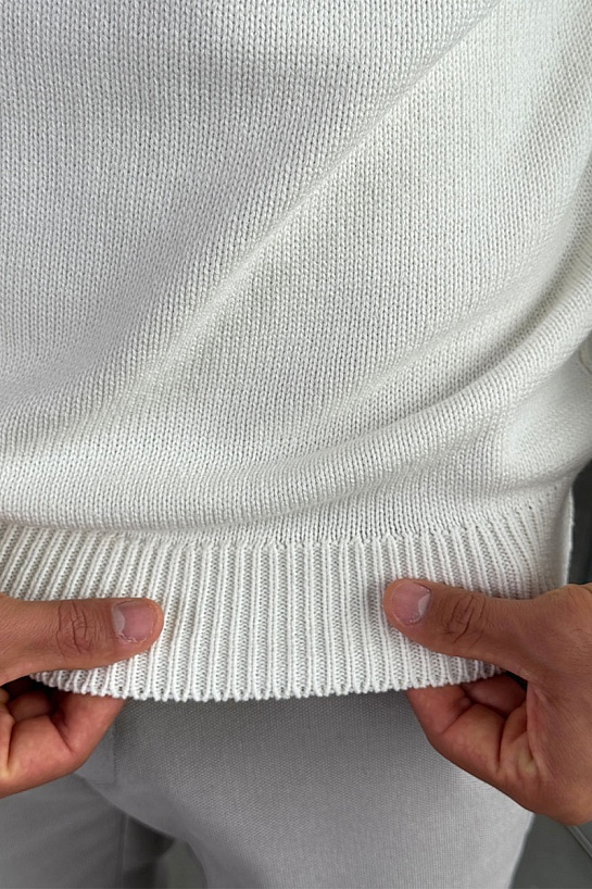 Мужской свитер белого цвета Loro Piana