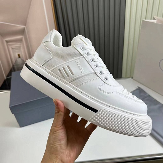 Мужские комбинированные кроссовки Prada   