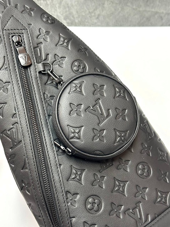 Сумка-слинг Louis Vuitton Duo Premium 20x42x6 см