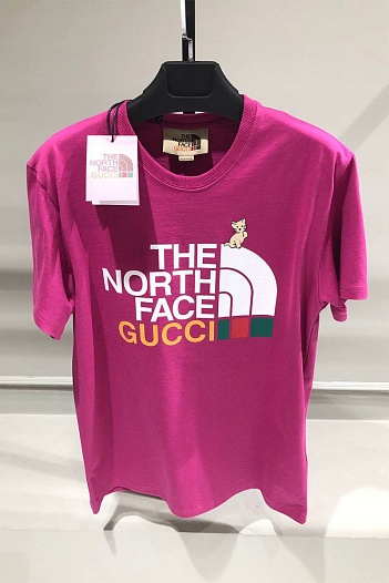 Фиолетовая оверсайз футболка Gucci x The North Face Collaboration   